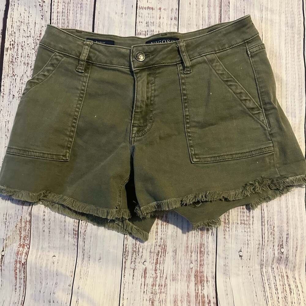 Vigoss Marley Mid Rise Olive Green Utility Shorts Size 26